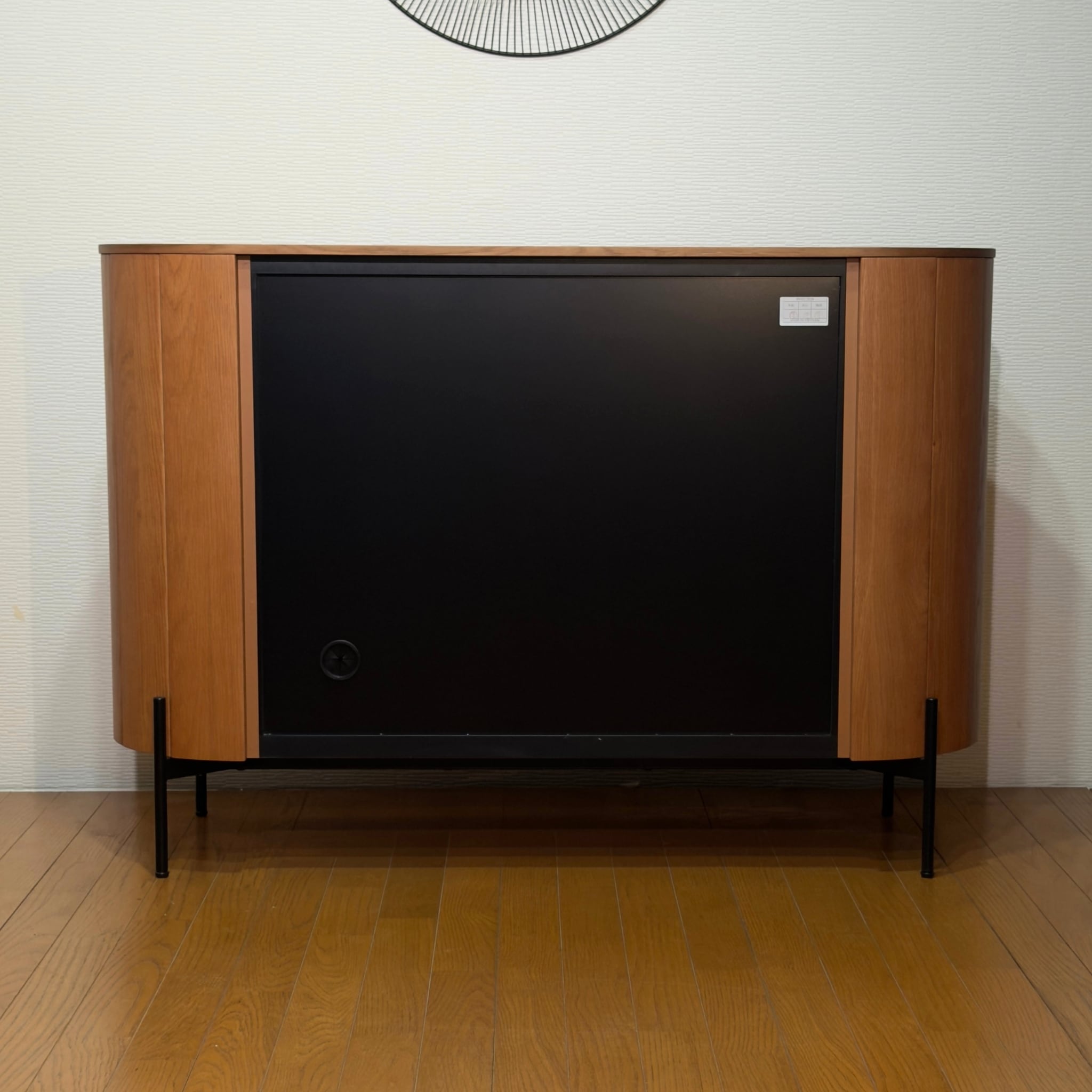 新品】Curved Ribbed Sideboard / チークカラー オーバルフォルム リブ