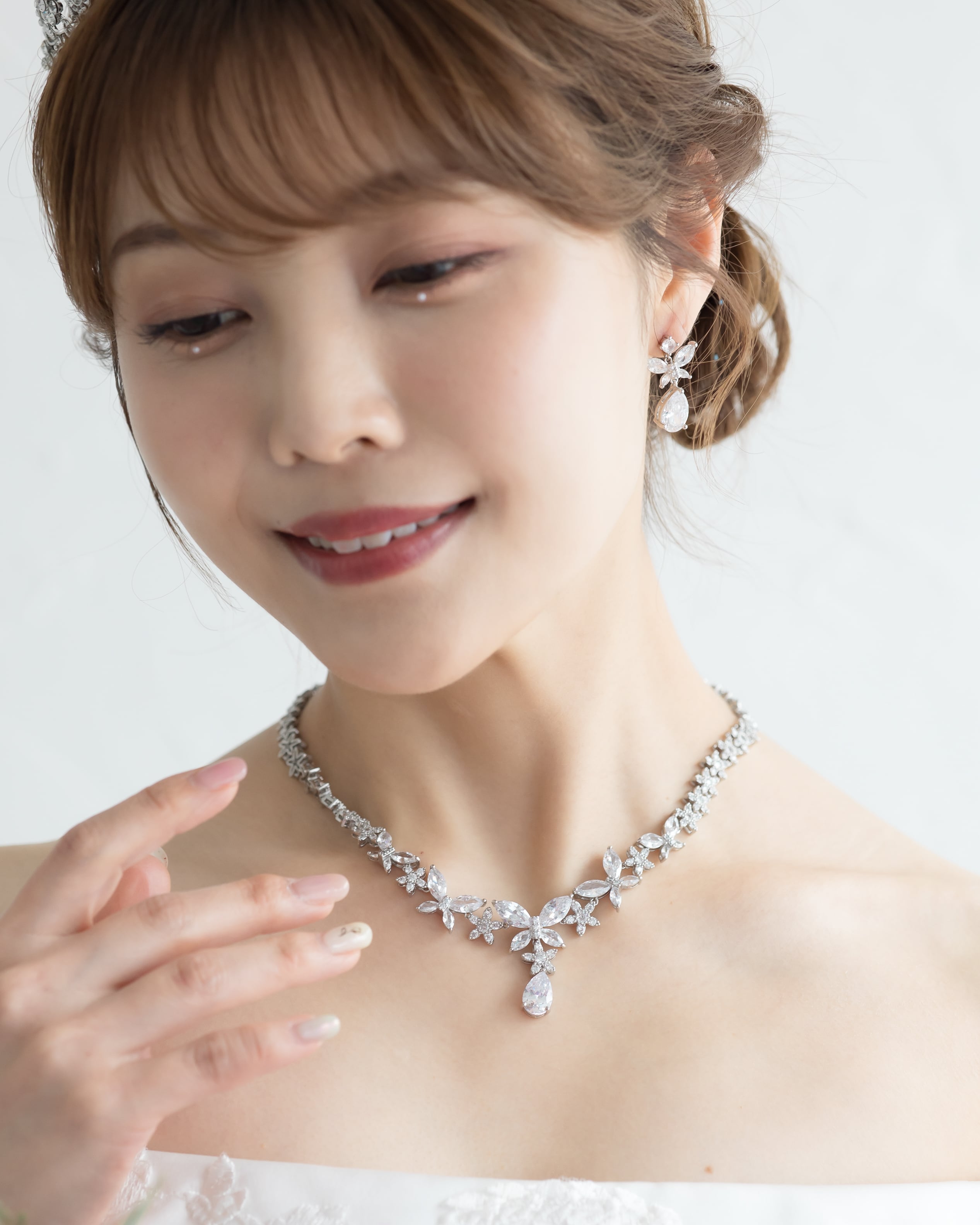 蝶々ウェディングネックレスピアスセット【NE2403-01】 | ブライダル