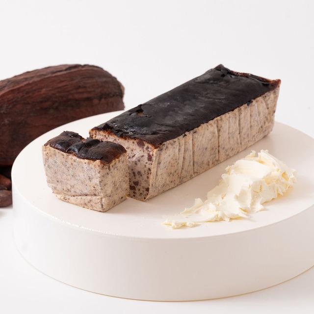 【紙箱入り】カカオバスクチーズケーキ フルサイズ