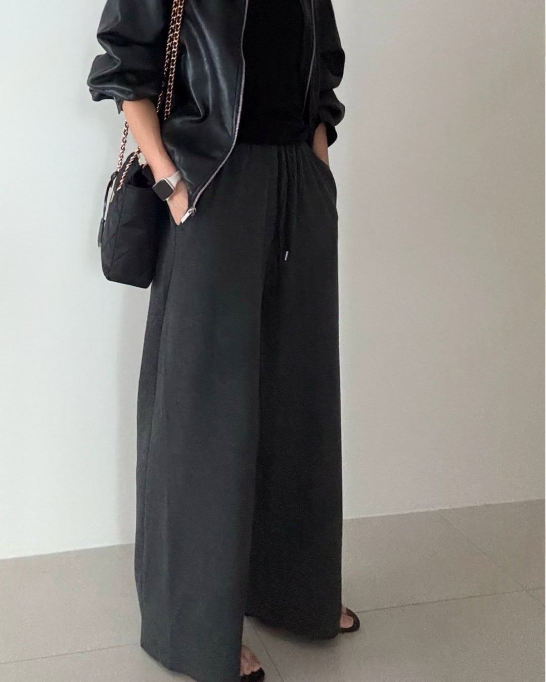 ルーズフィットワイドパンツ