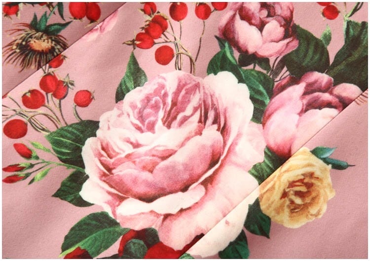 【コート】薔薇・バラ 花模様のコート コート】薔薇・バラ 花模様のコート