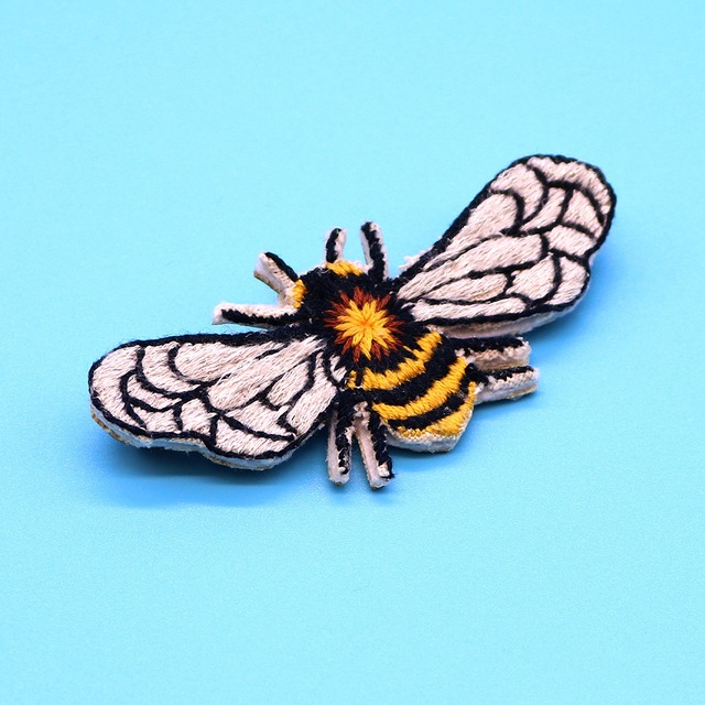 ふわふわ鳳凰ブローチ