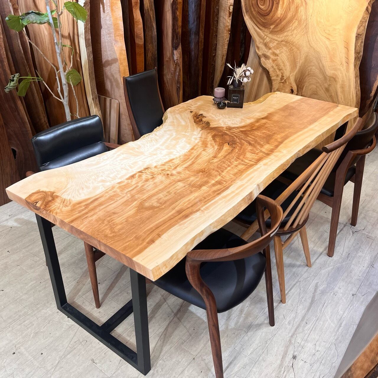 モンキーポッド　一枚板　最高級　ダイニング　センター　テーブル　ウォールナット モンキーポッド一枚板最高級ダイニングセンターテーブルウォールナット