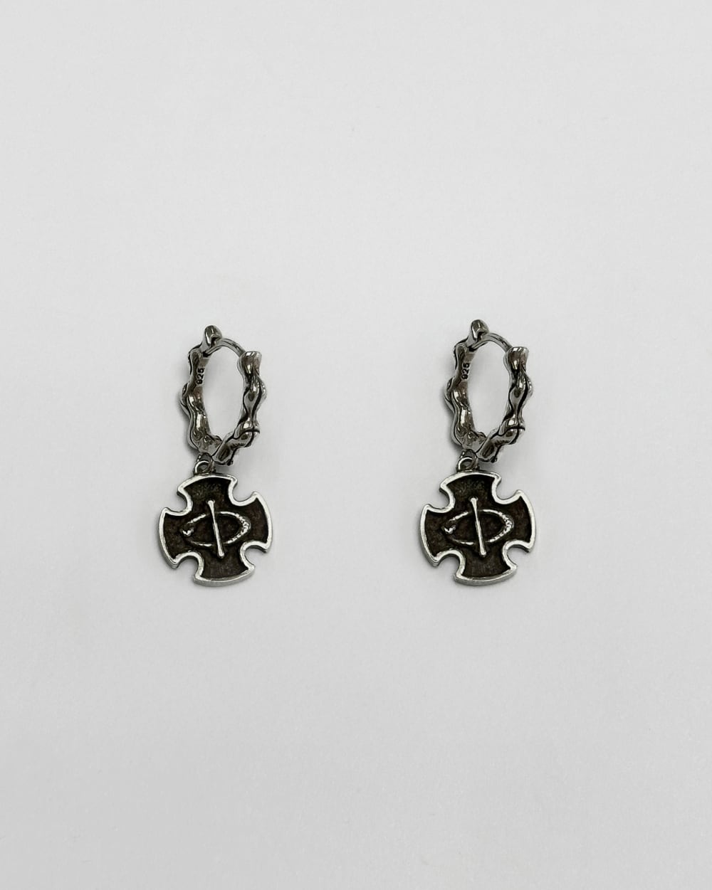 SKOOT] Deluxe Exile Earring : Hook 正規品 韓国ブランド 韓国通販