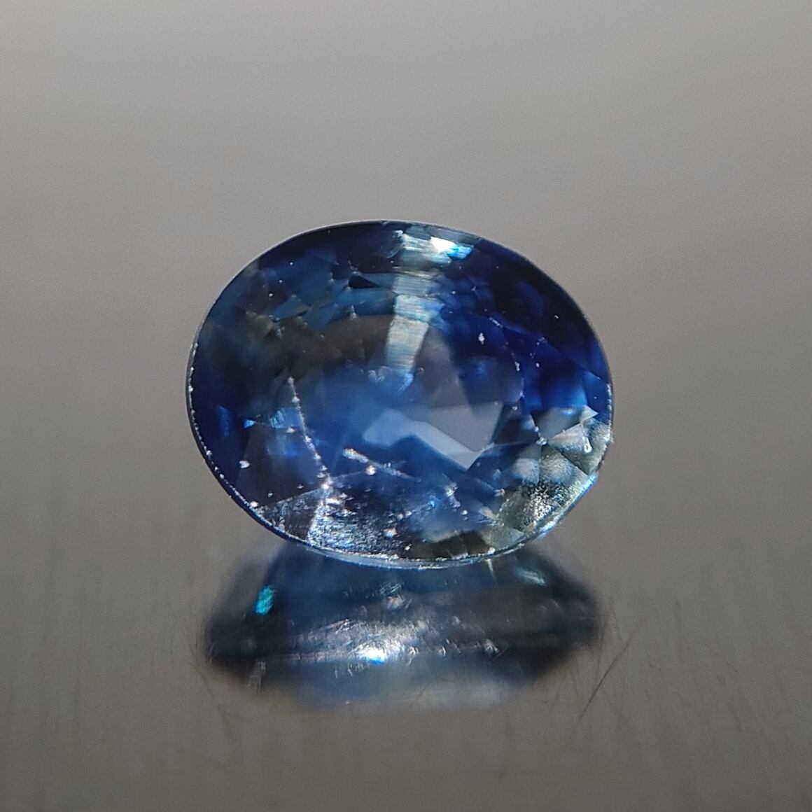 バイカラーサファイア ルース 天然 0.37ct | Chainon