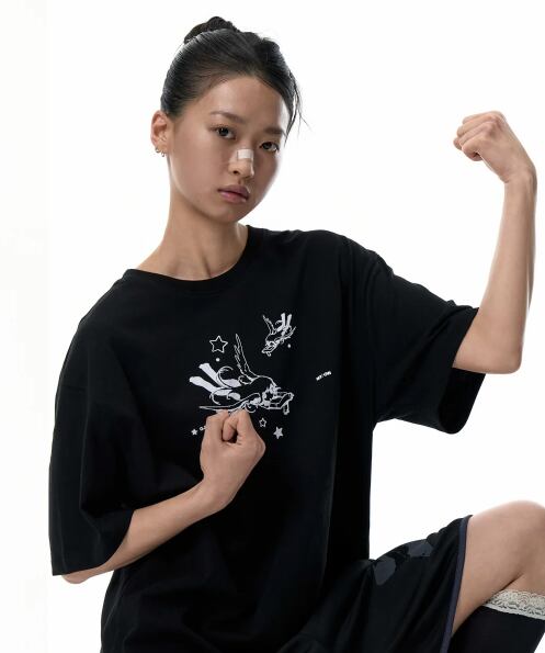 OJOS] OJOS x NOITOW SHU Graphic T-shirt / Black 正規品 韓国