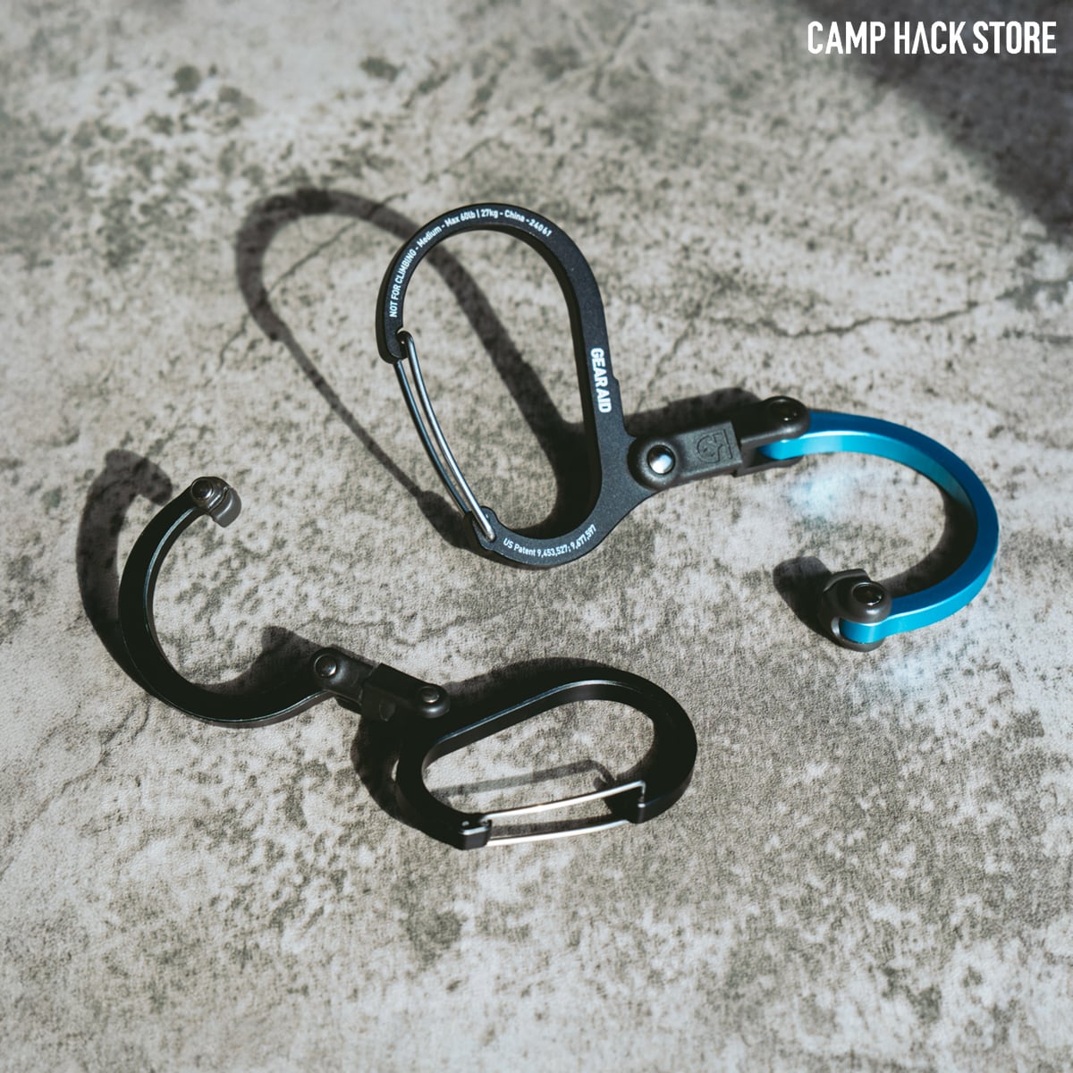 変幻自在のカラビナ型フック「ヒーロークリップ M」 | CAMP HACK