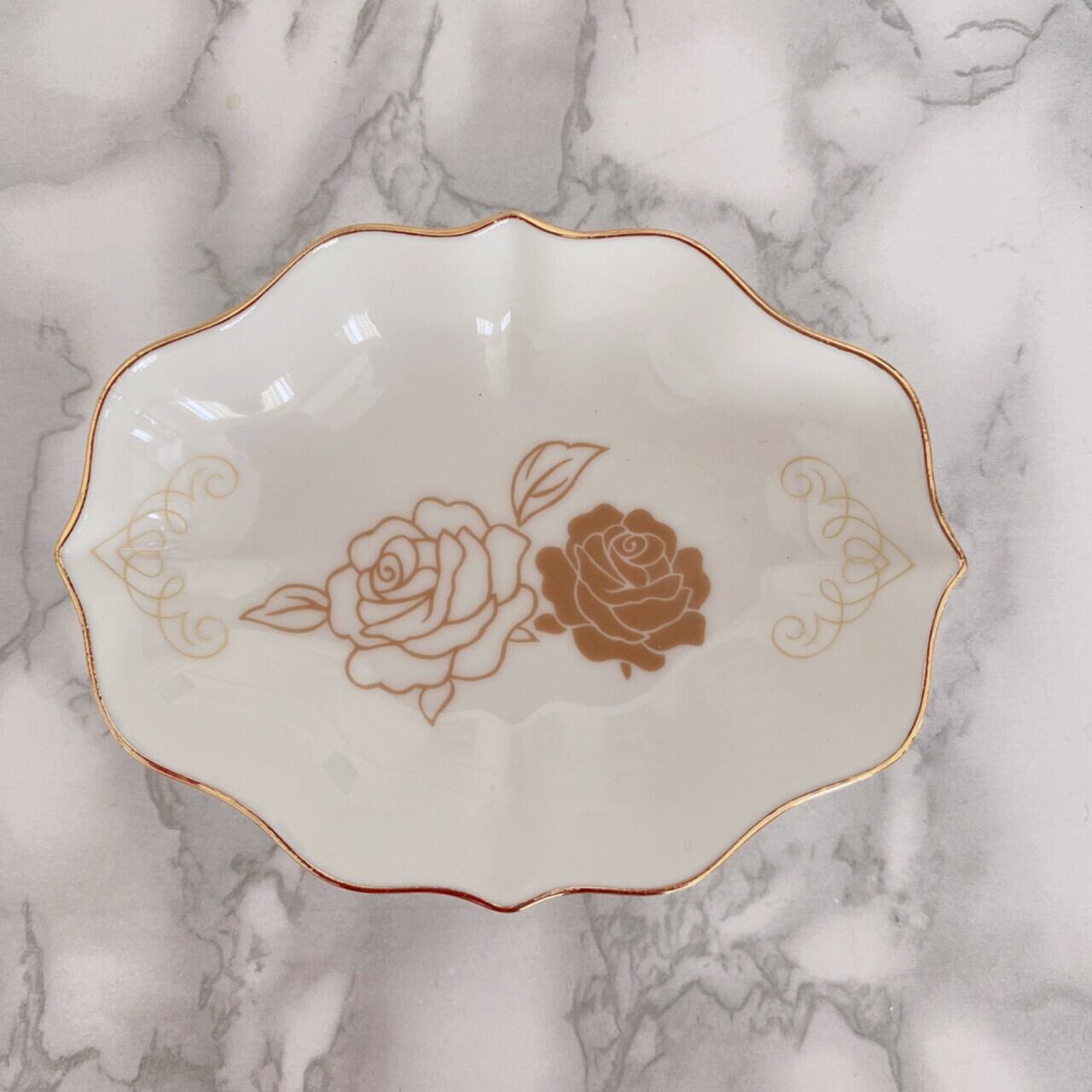 ポーセラーツ 蓋つき小物入れ C【商品番号pose000014】 | BlissmarketLOHAS