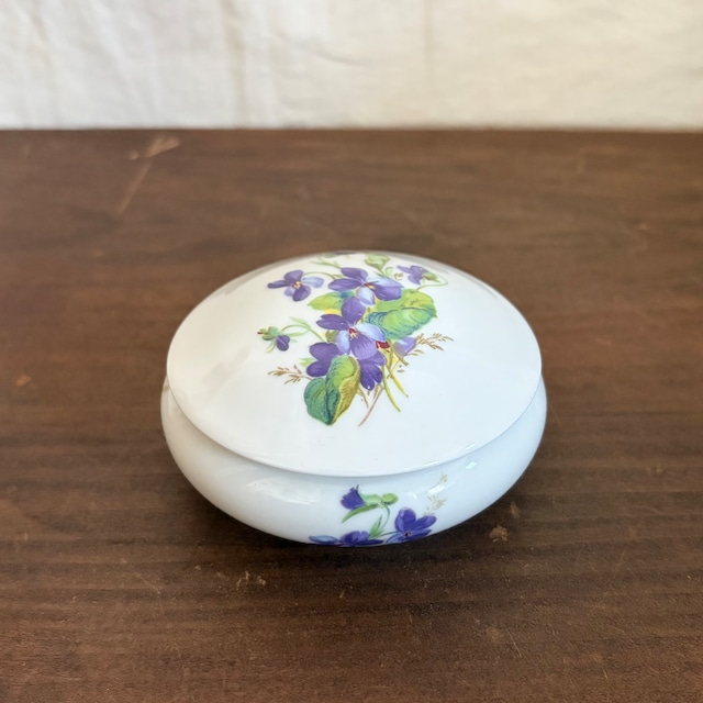スミレ模様のボンボニエール