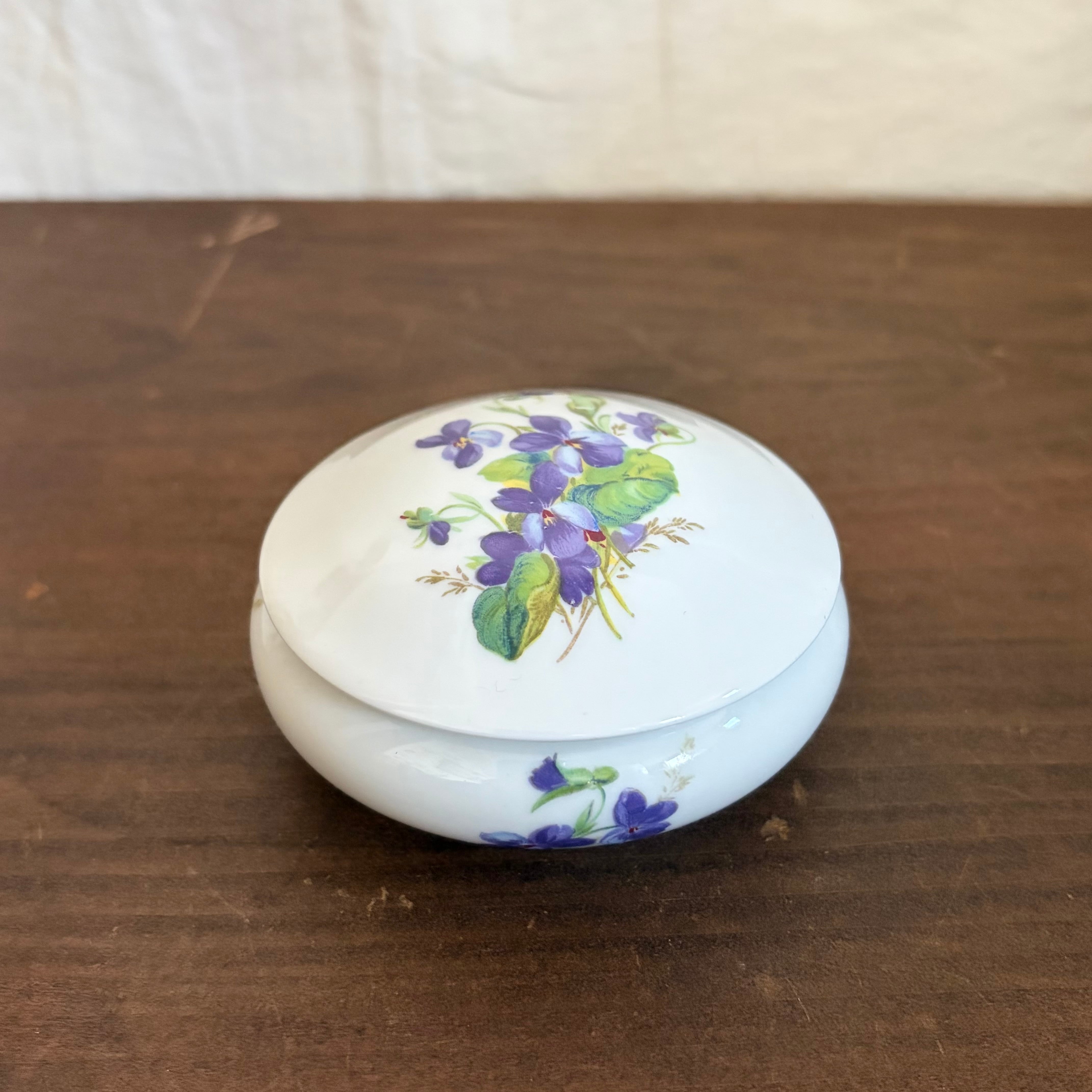 スミレ模様のボンボニエール