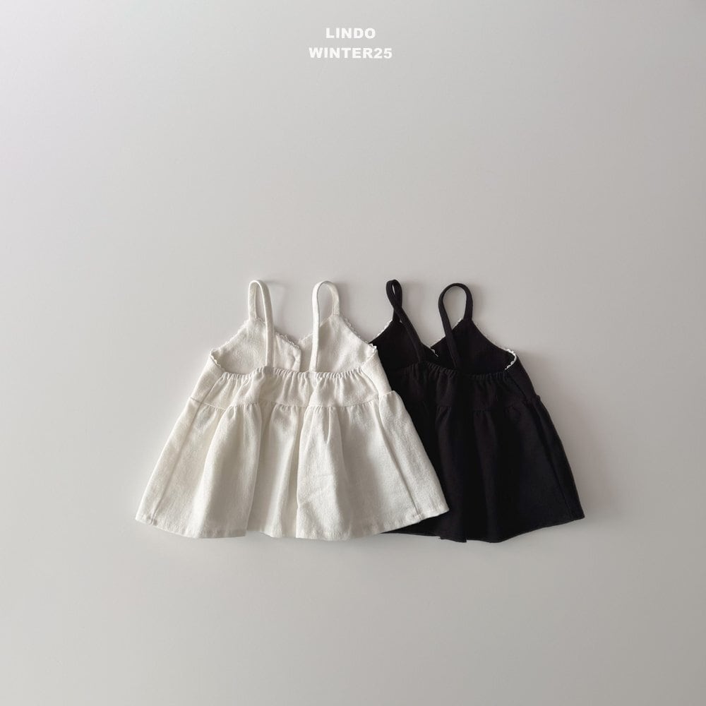 【予約商品】 flounced strap blouse