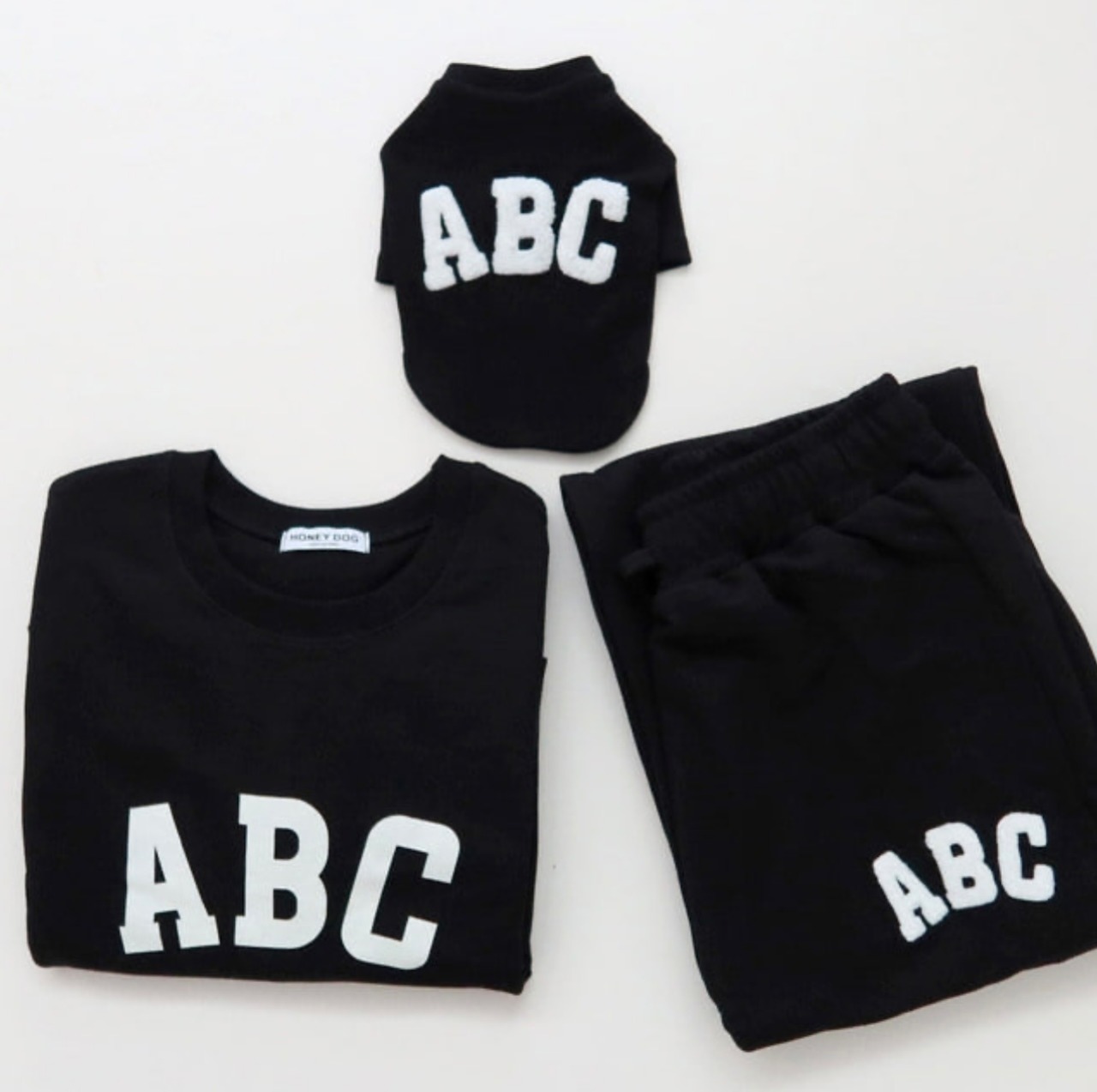 即納【HONEY DOG】ご家族用ABCマンツーマンTシャツ(black)