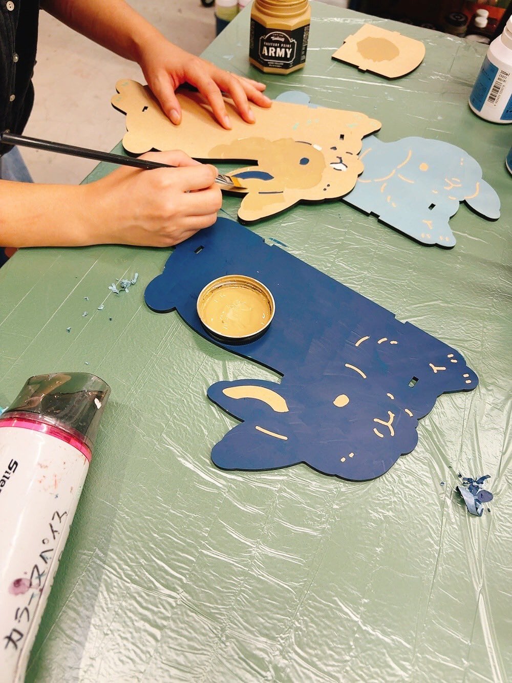 うさぎの箱に色を塗る_ワークショップ予約ページ