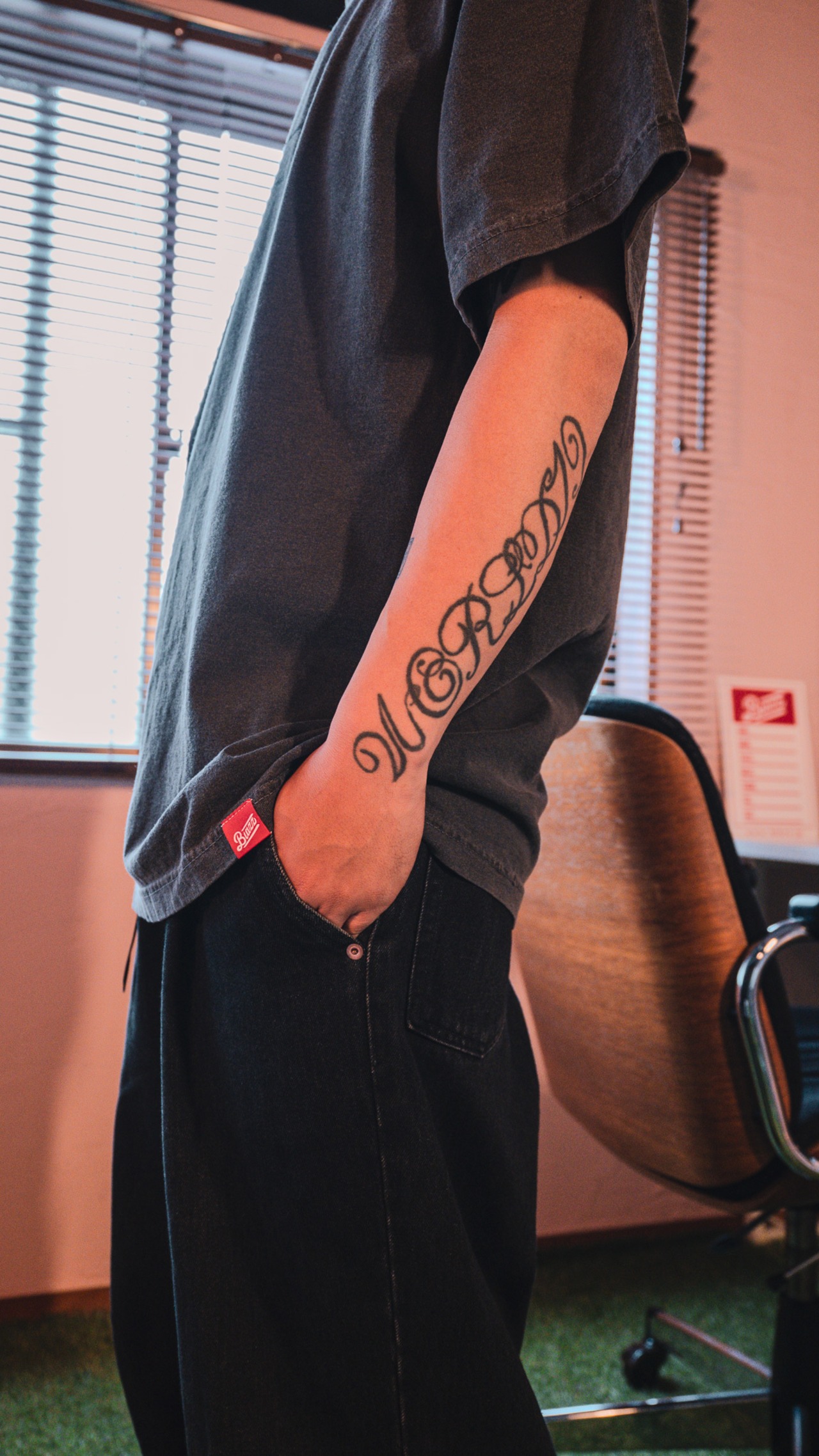 Fu-ji-Blazz 7.5oz U.S.A Cotton Garment Dye T-Shirt [Washed Black]