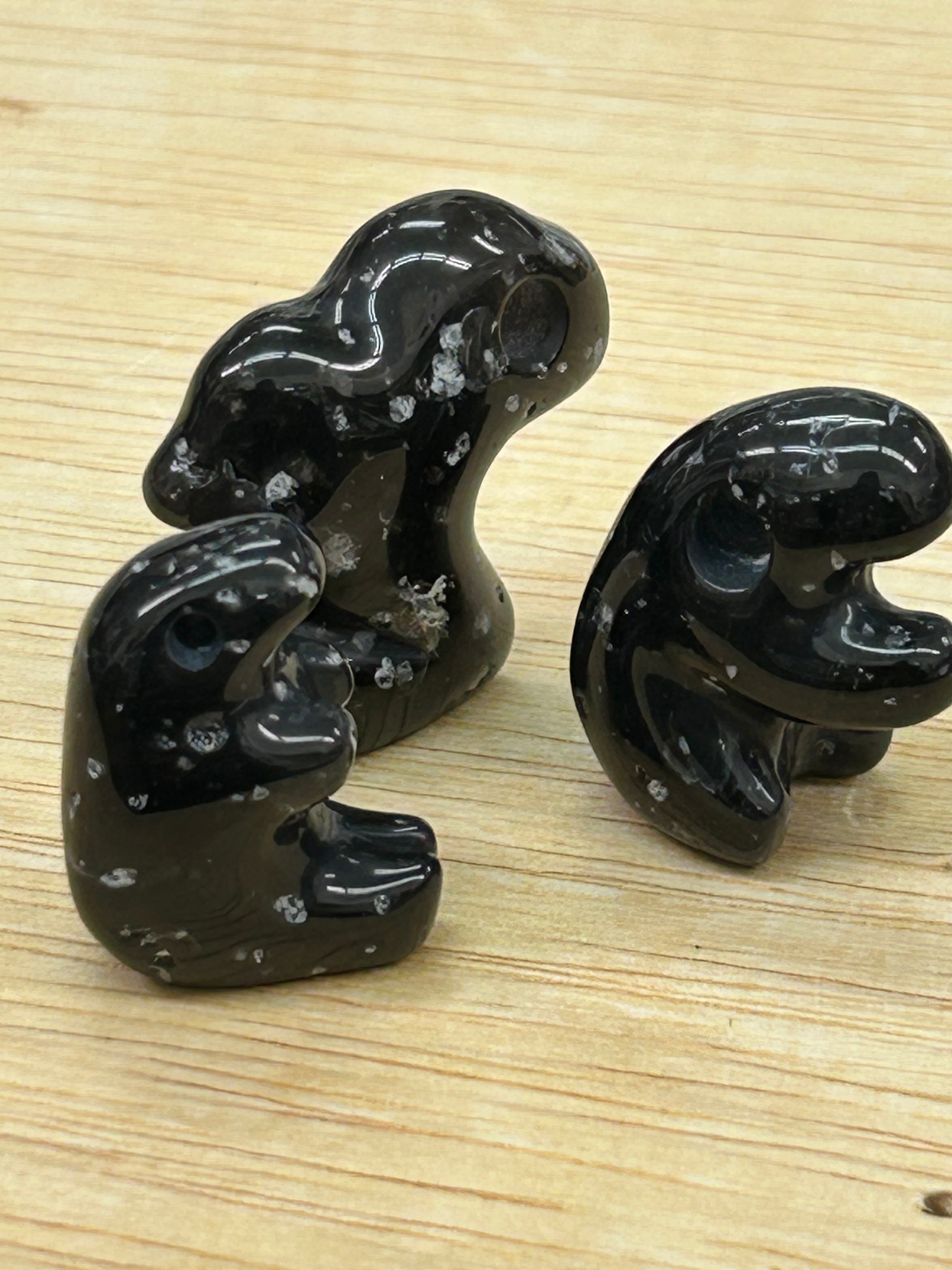 ケイ様】津軽錦石 ルース 草入り瑪瑙 碧玉 サンダーエッグ 勾玉
