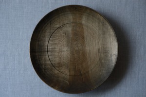 千筋皿　245mm　鉄媒染
