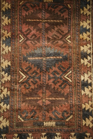 2473-Vintage Baluch rug