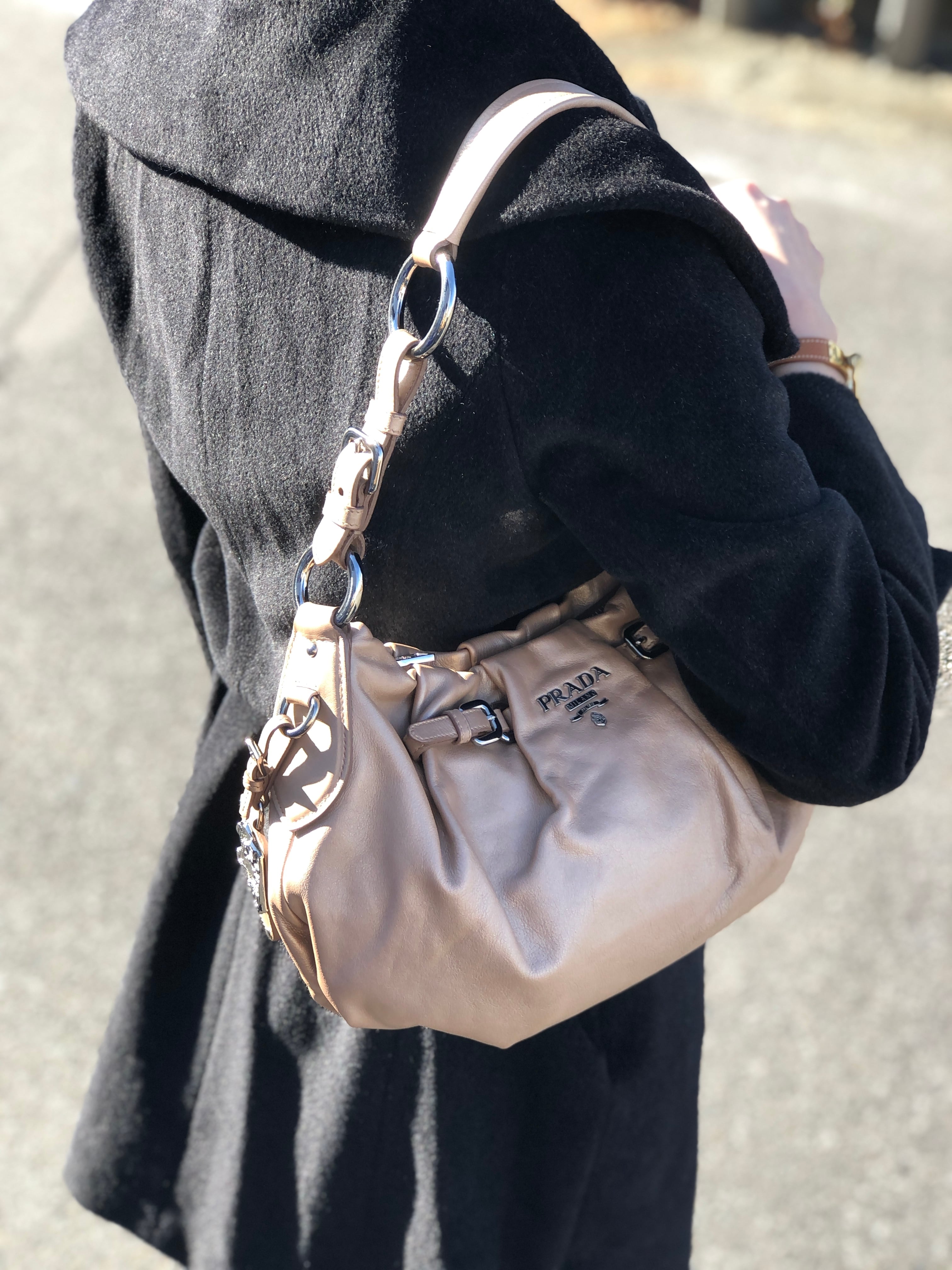 PRADA プラダ ショルダーバッグ ベージュ ロゴ レザー ホーボーバッグ vintage ヴィンテージ オールド rudk7b