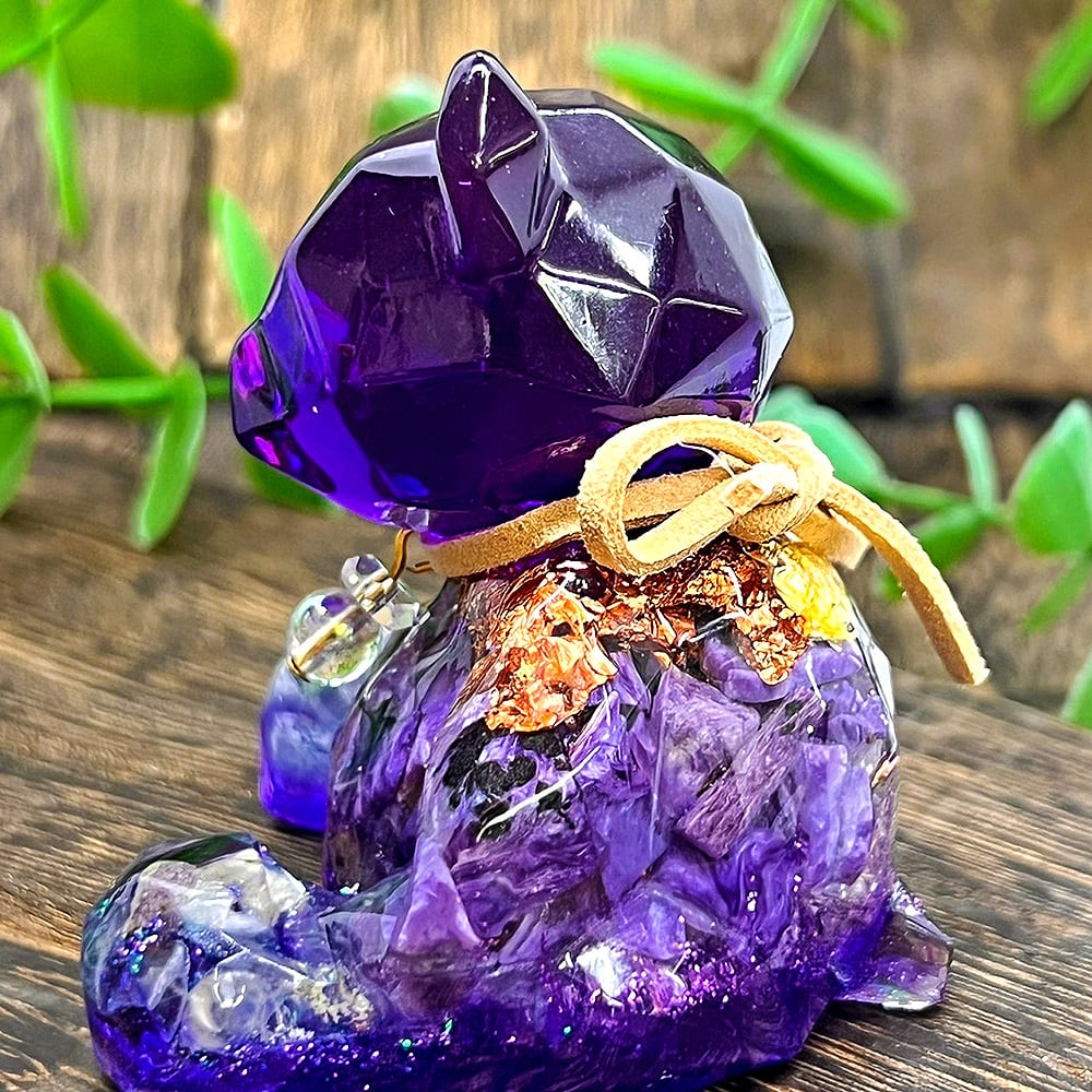 ひまわり様☆ 専用ページ オルゴナイト お花模様のハートの入れ物 ひまわり様☆ 専用ページ オルゴナイト お花模様のハートの入れ物