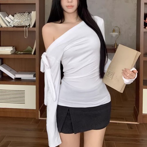 3色／アシメオフショルリボントップス ・73946