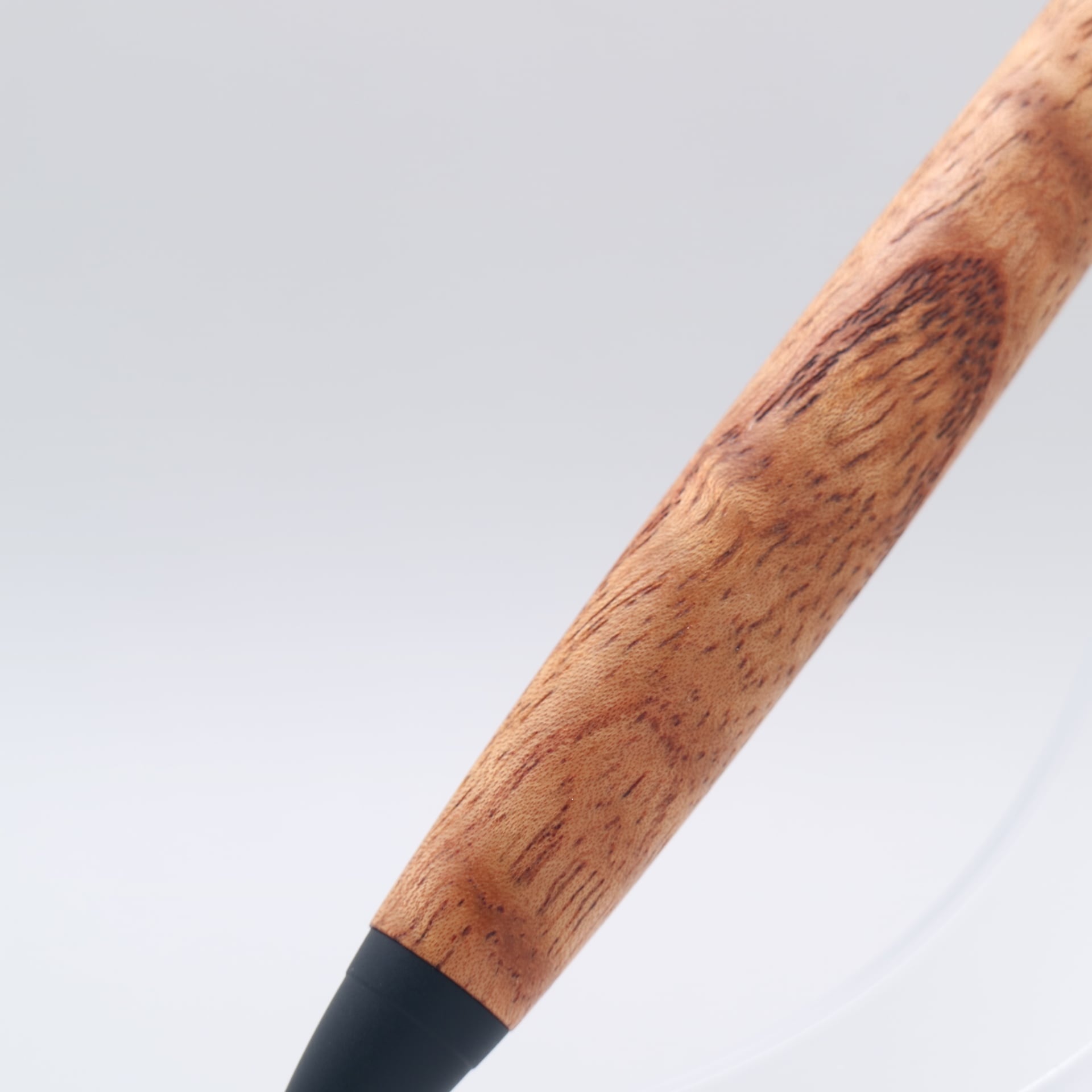 センダン× マットブラック｜木の質感を楽しむ木軸ペン｜250815