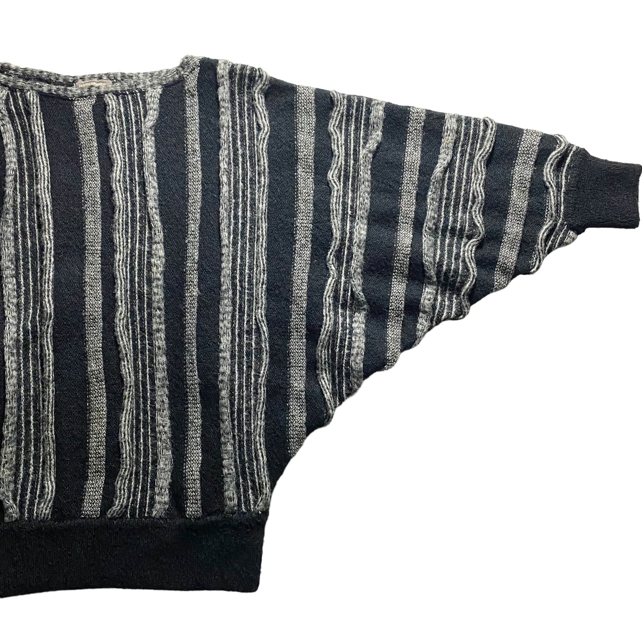 vintage ISSEY MIYAKE 3D knit sweater