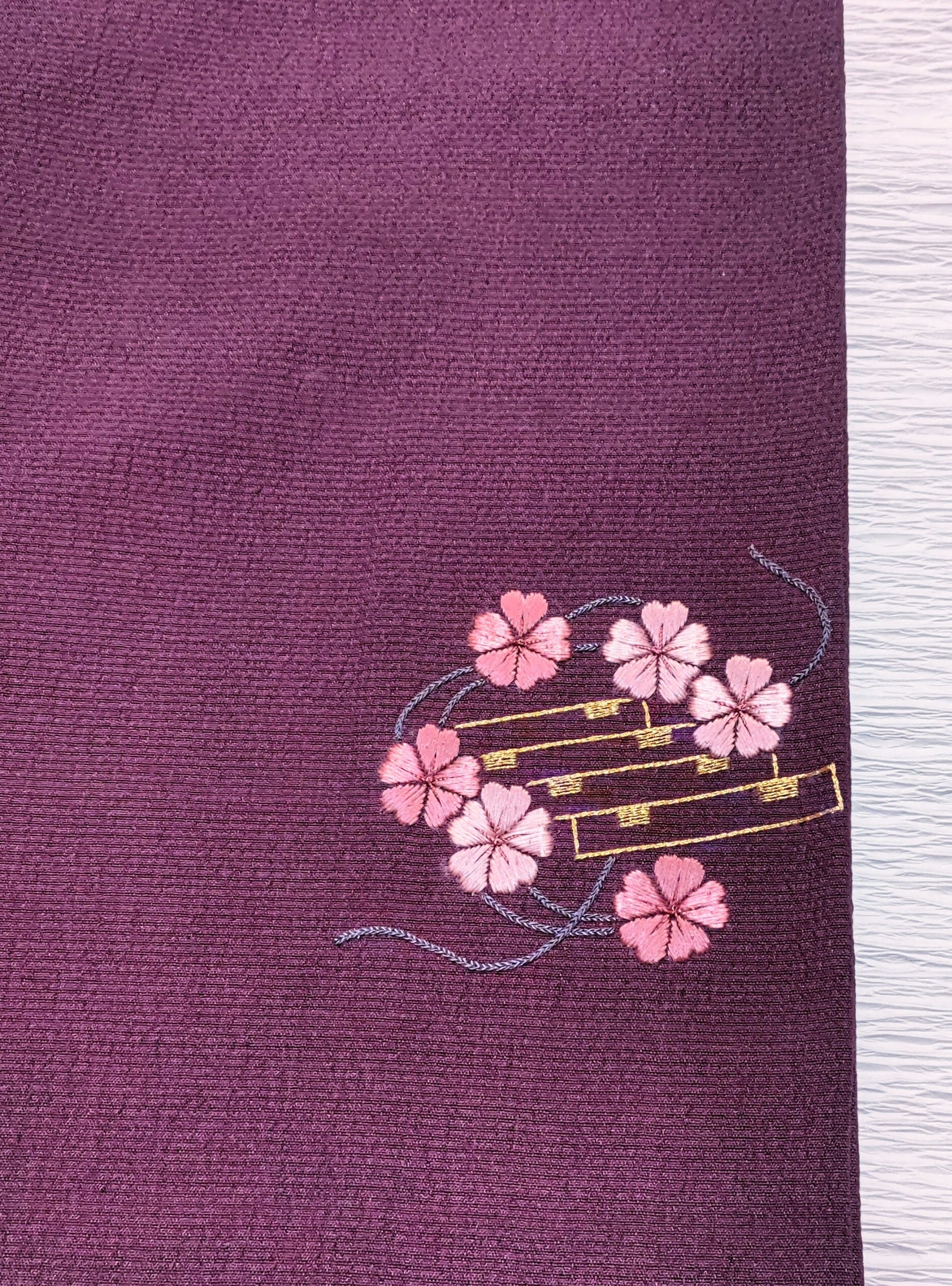 裄直しサービス 未使用品 品の良い 美しい草花模様刺繍 付け下げ訪問着  