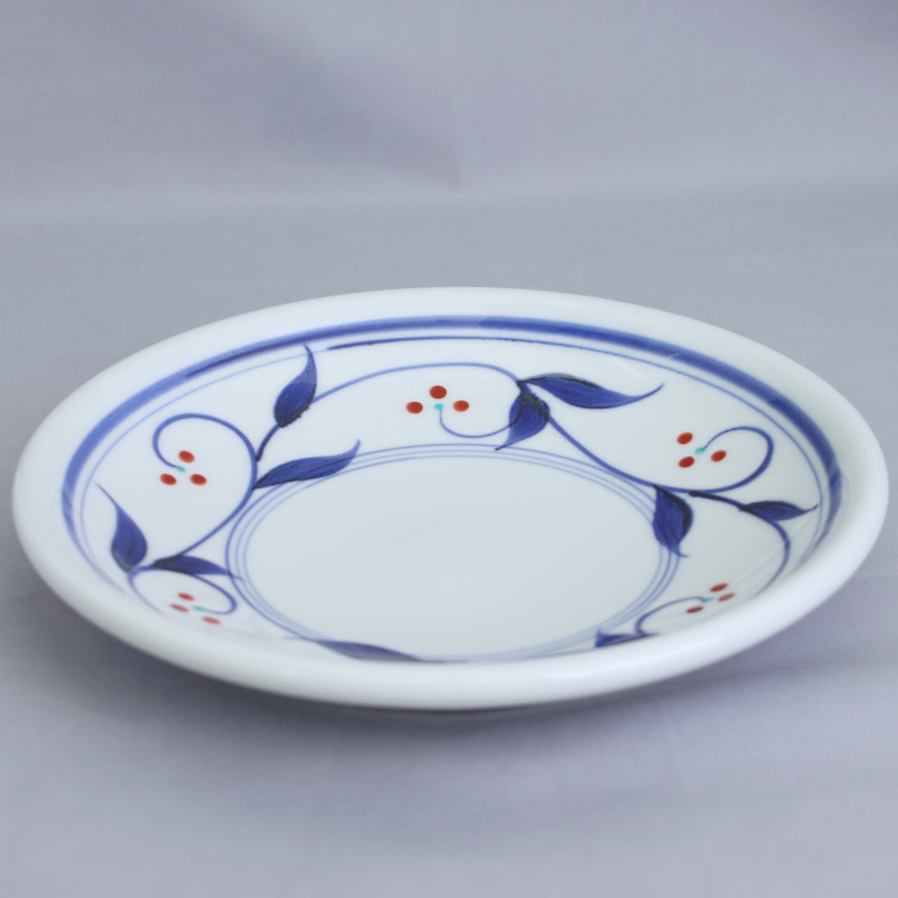 砥部焼 千山窯 8寸玉皿 上絵三ッ紋