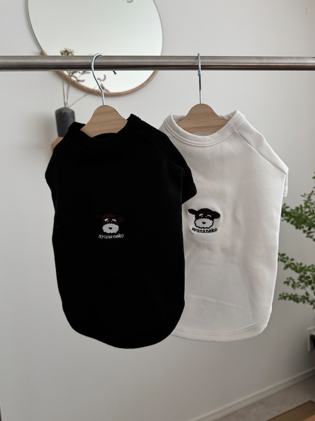 neko dog Tshirts / black,white