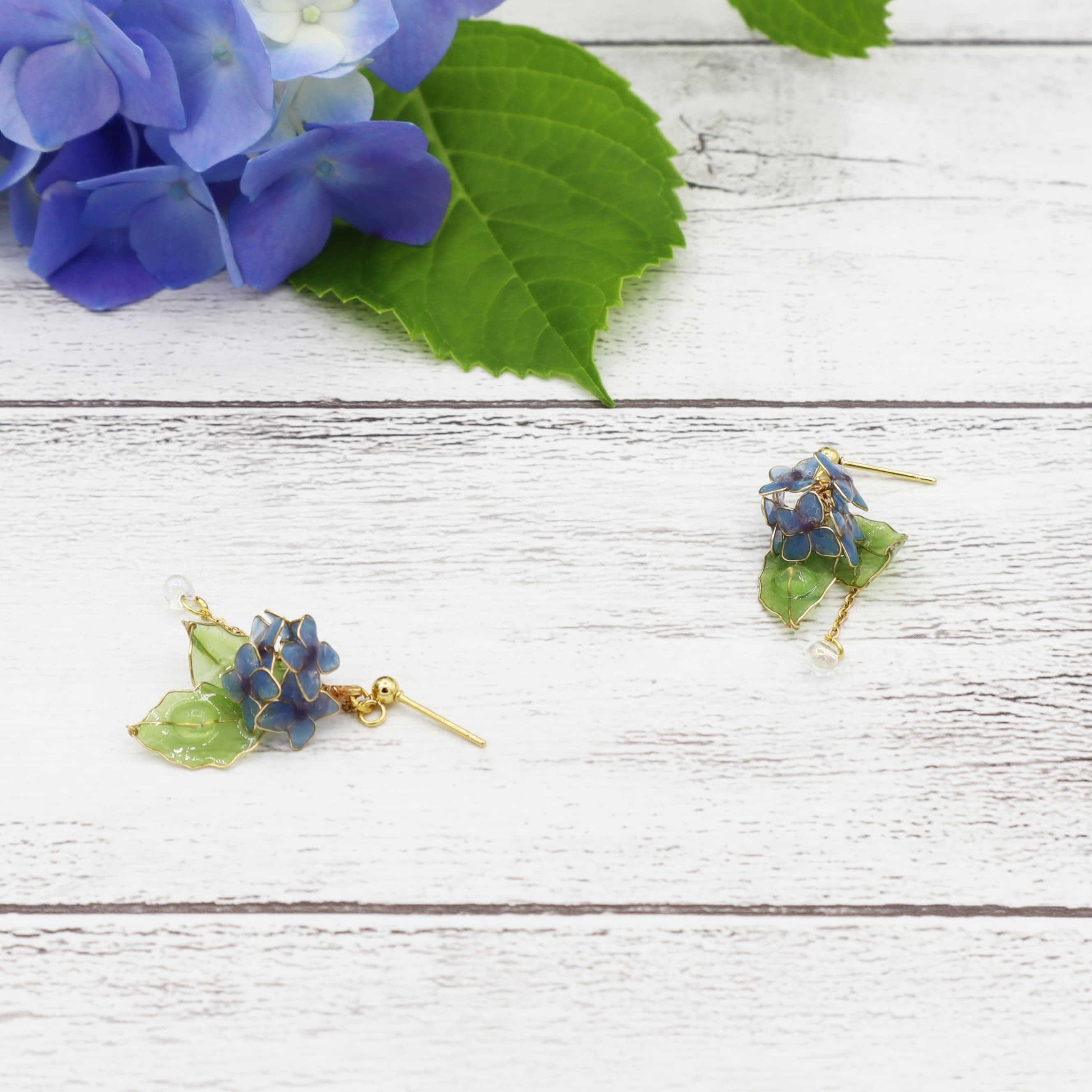 紫陽花ピアス（blue）