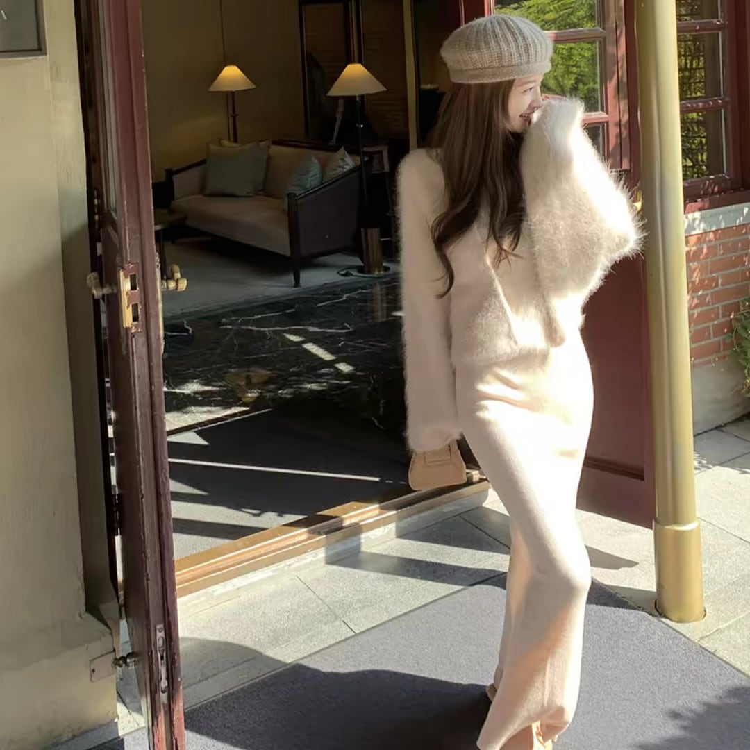 Slim-fit knit dress 261013