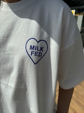 【MILKFED. 】CHECKERED LOGO WIDE S/S TEE【ミルクフェド】