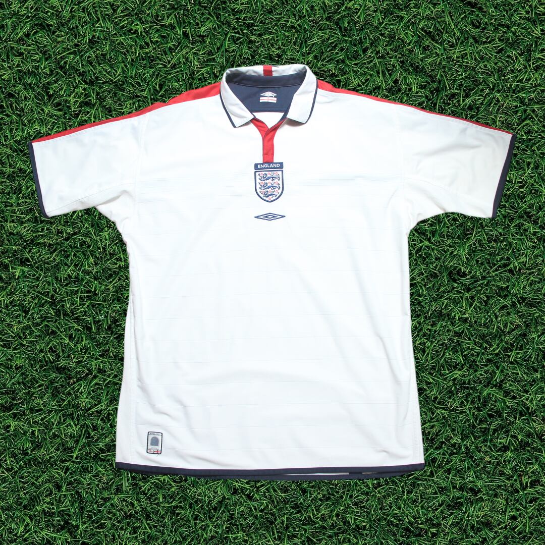 数量限定特売 umbro - england UMBRO×イングランド代表 在原みゆ紀 