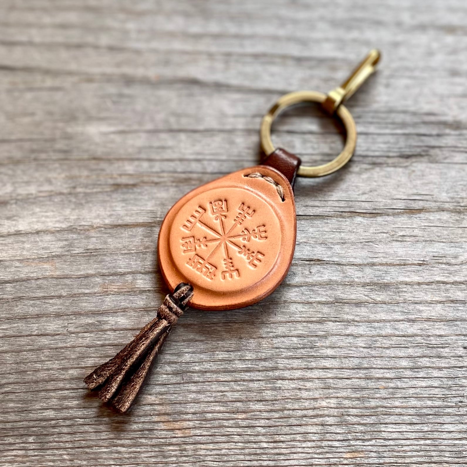 ルーン ガルドゥル キーホルダー［全8種］Rune Galdr Key Ring［8