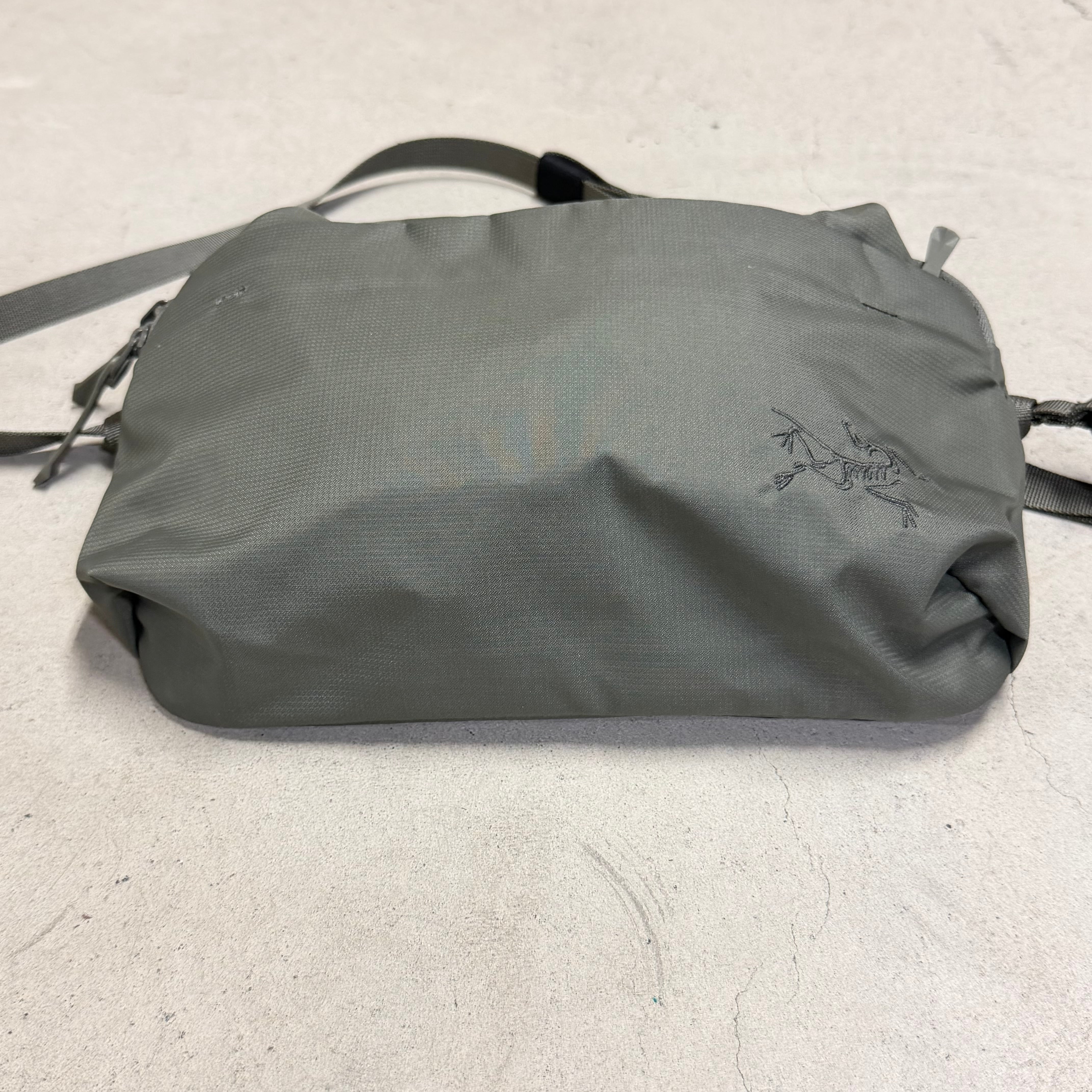 ARC' TERYX HELIAD CROSSBODY FORAGE | safarionline