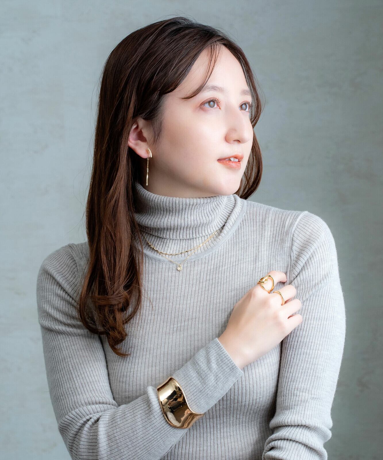 【日本製】【定番人気】スパイラルモービル クリスタル ループフィット イヤリング