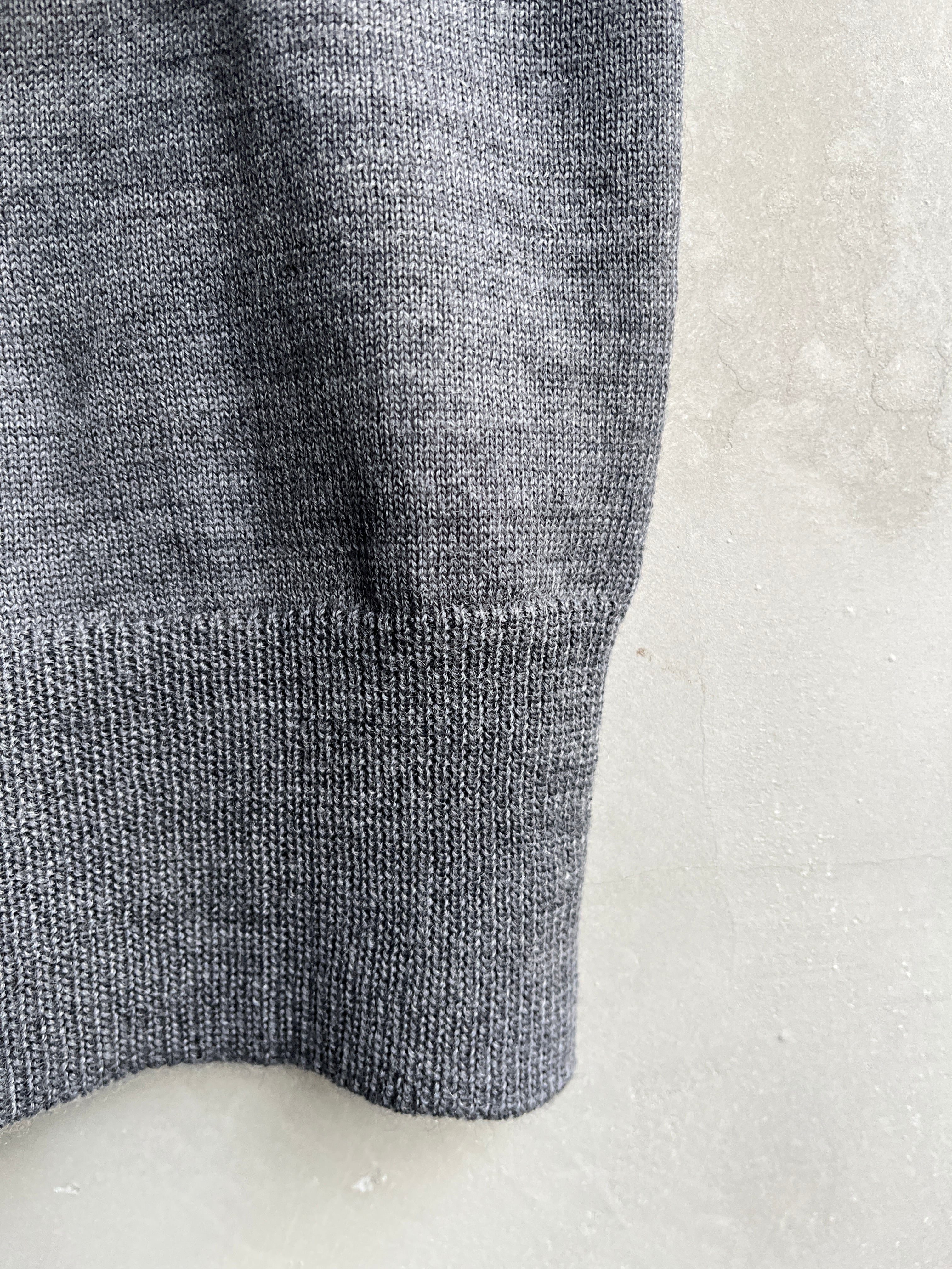 eleven 2nd｜イレブンセカンド｜ウールベスト ｜Charcoal | 岡の oka no