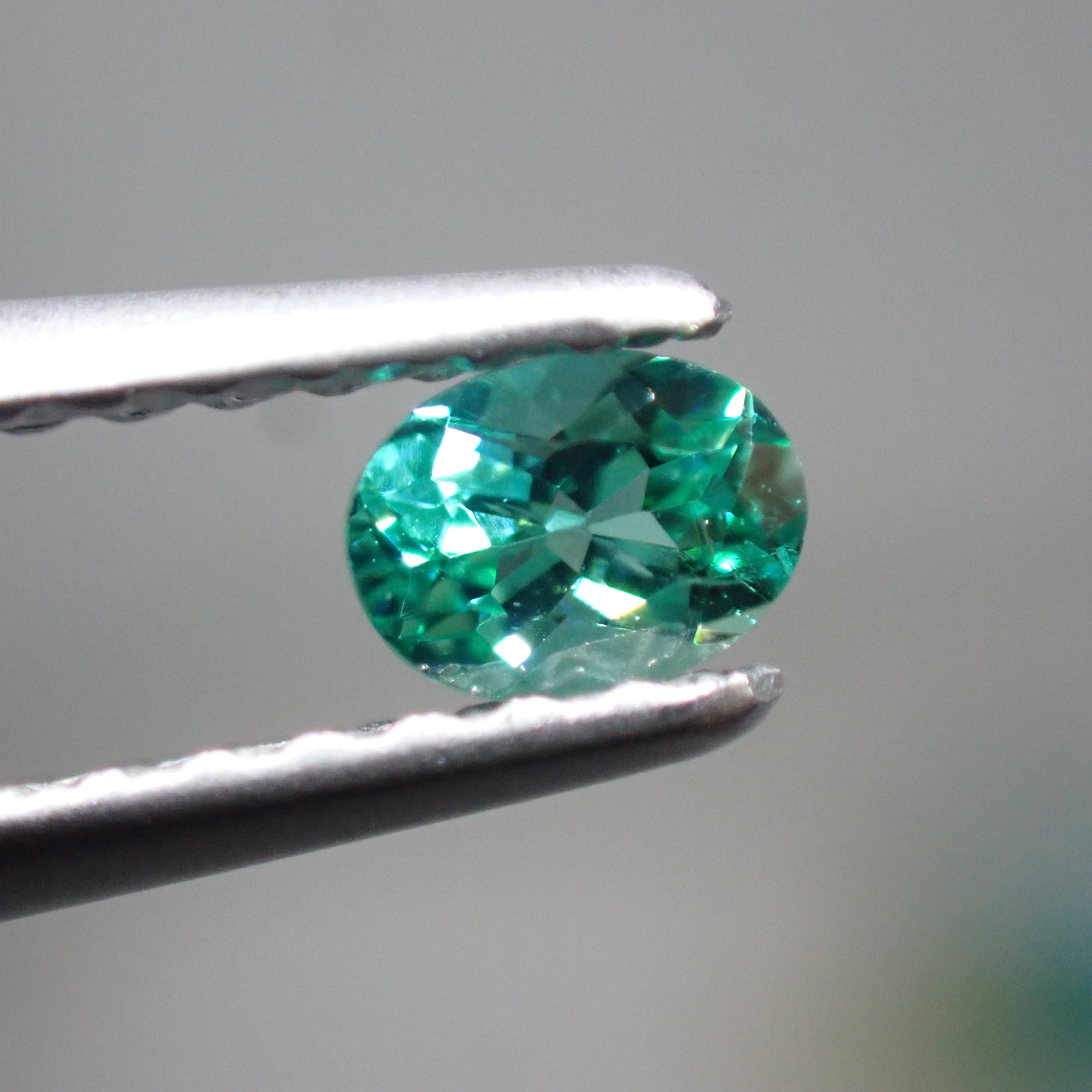 ネオン感◎美しいブルーグリーン☆非加熱パライバトルマリン 0.14ct