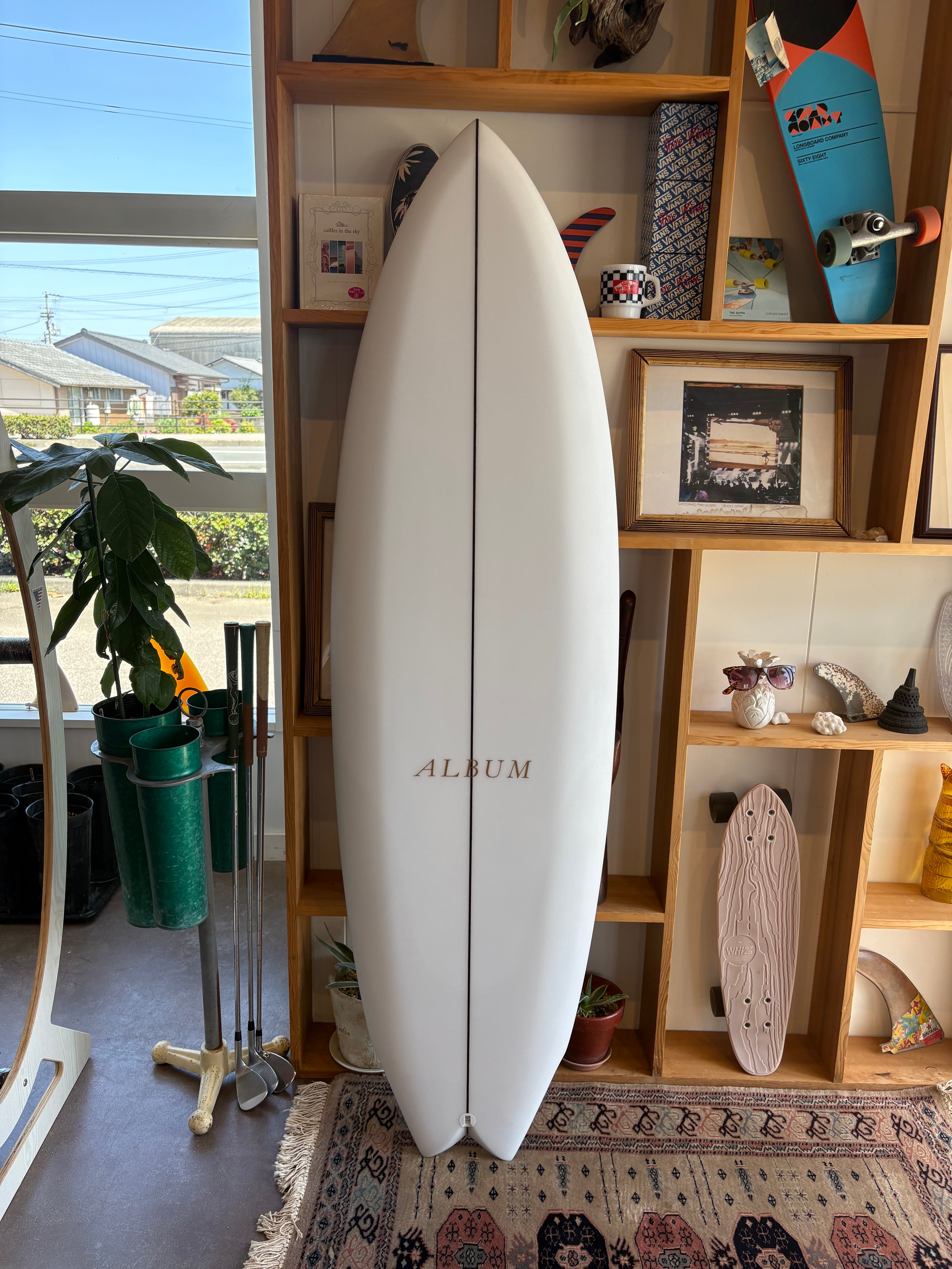 Hi-tide surf shop