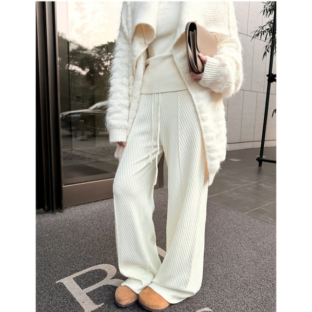 センタープレスストレートリブニットパンツ［ONE］