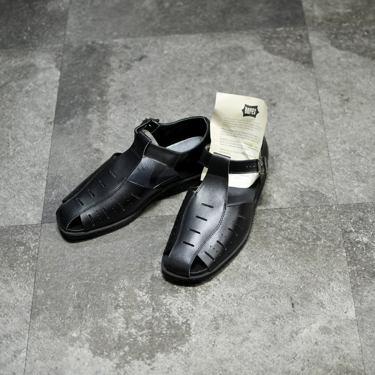 dead stock czech military gurkha sandal black | kroneko