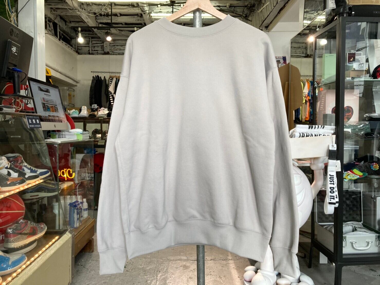 美品 AURALEE てろ 別注 POLYESTER SWEAT P/O サイズ4 