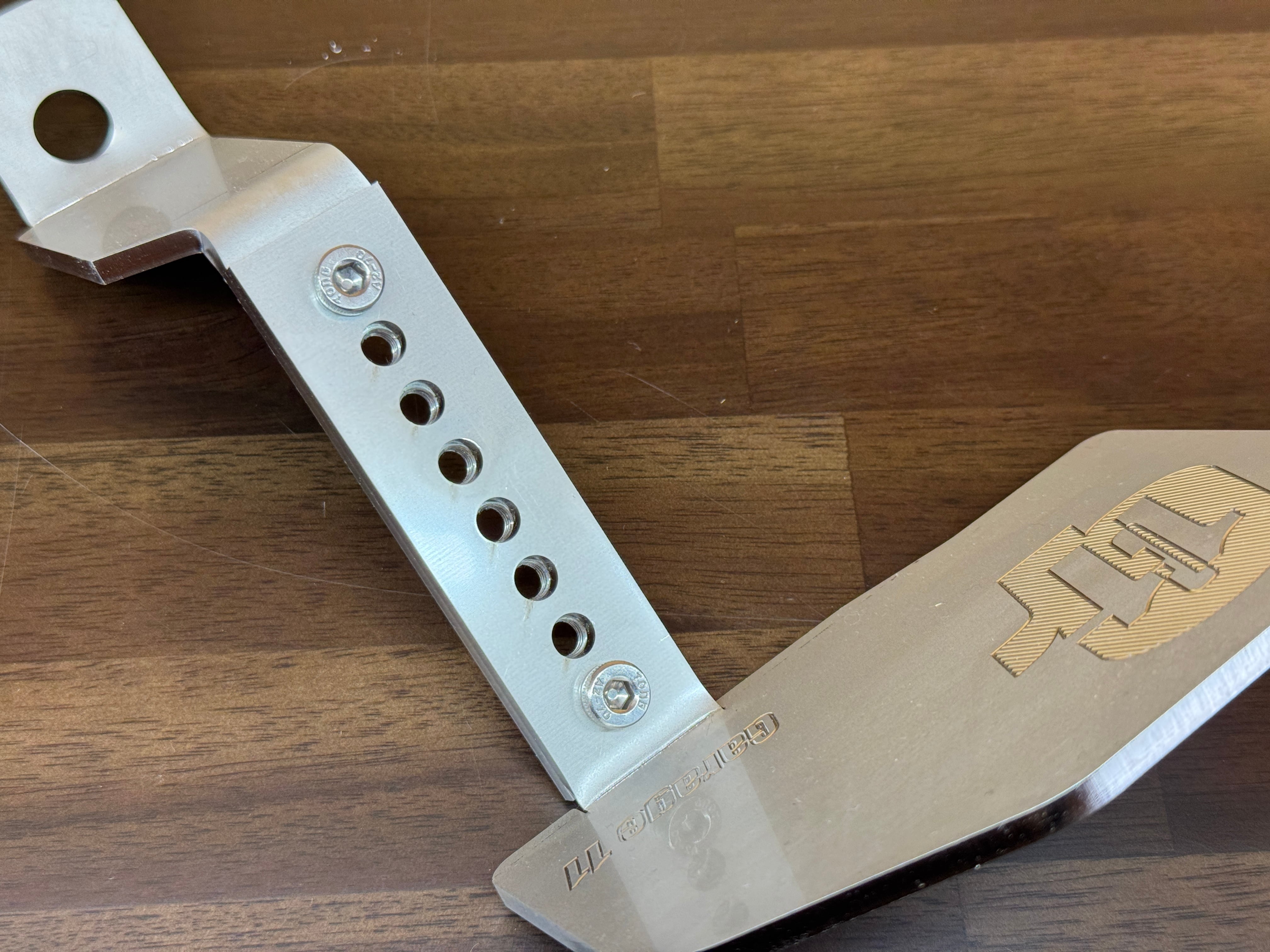 Garage11調整式フットレスト | Garage 11