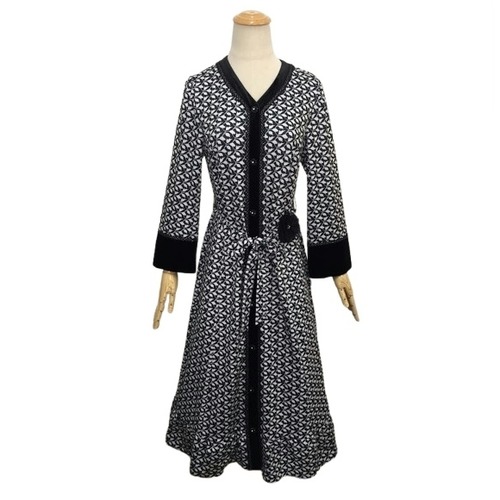 スーパービューティー ロングブラウス ベロア切替 花柄 ワンピース 2525001 ブラック 2025年秋冬 オーラボー 大人かわいい服 大人スタイル キレイメ Super Beauty レディース アパレル 女性 M L LL 30代 40代 50代 60代