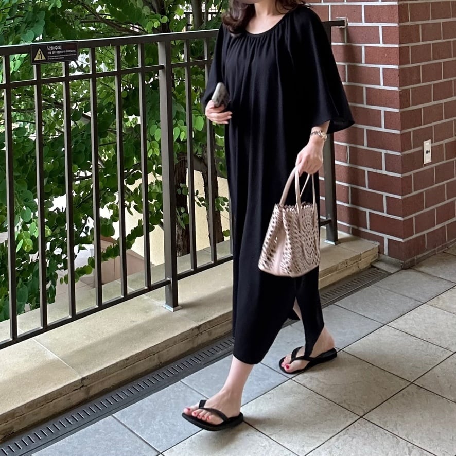 新品》NOBLE クレープマテリアルボリュームスリーブワンピース