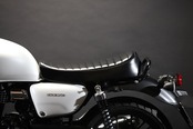 GOODSEAT "SLENDER" TUCKROLL (BLACK) for GB350