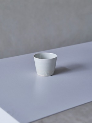 秋田菫 白磁蕎麦猪口カップ 37-1