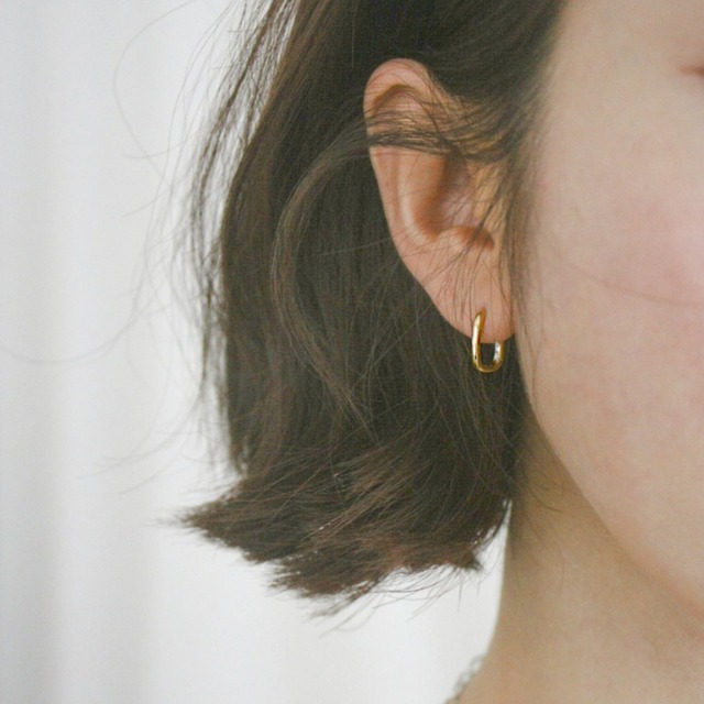 square hoop earrings　J00199