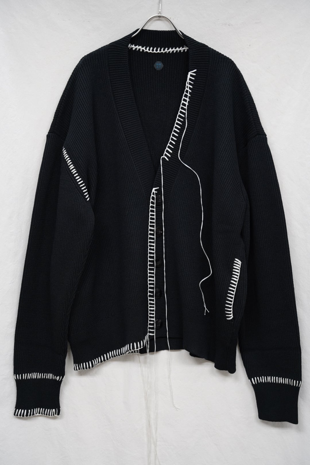OUAT / OFFICE CARDIGAN(BLACK) | THE MODERN AGE