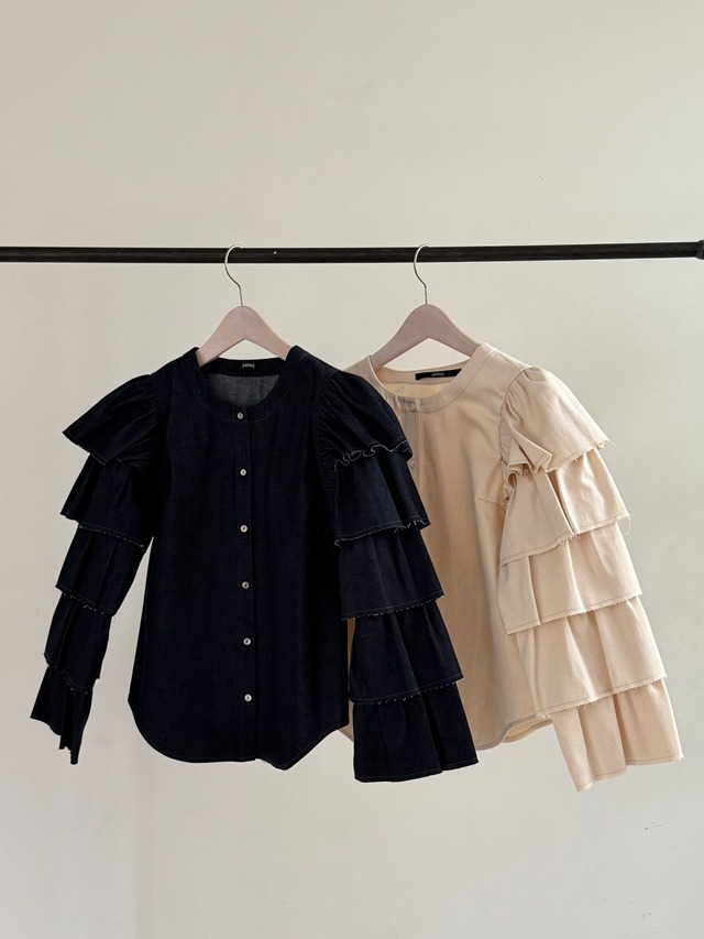 flower sleeve light denim shirt | pelleq